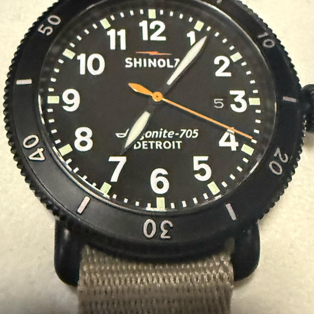 Shinola The Runwell Sports Argonite-705 Detroit Designer Men’s watch. - Picture 2 of 9